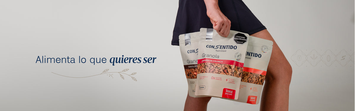 Alimenta lo que quieres ser: persona en ropa deportiva cargando granolas ConSentido